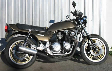 Wrecking Honda CB900F