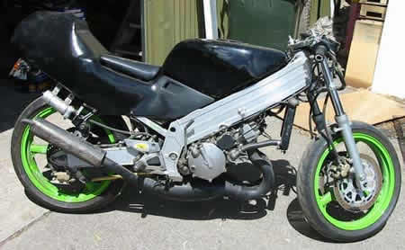 Wrecking Kawasaki KR1 250