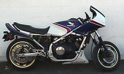 Motorcycle Wrecking Honda VF750