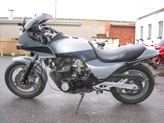 gpz1100a