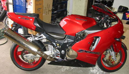 Wrecking Kawasaki ZX12R