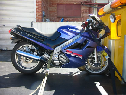 Wrecking Kawasaki ZZR250